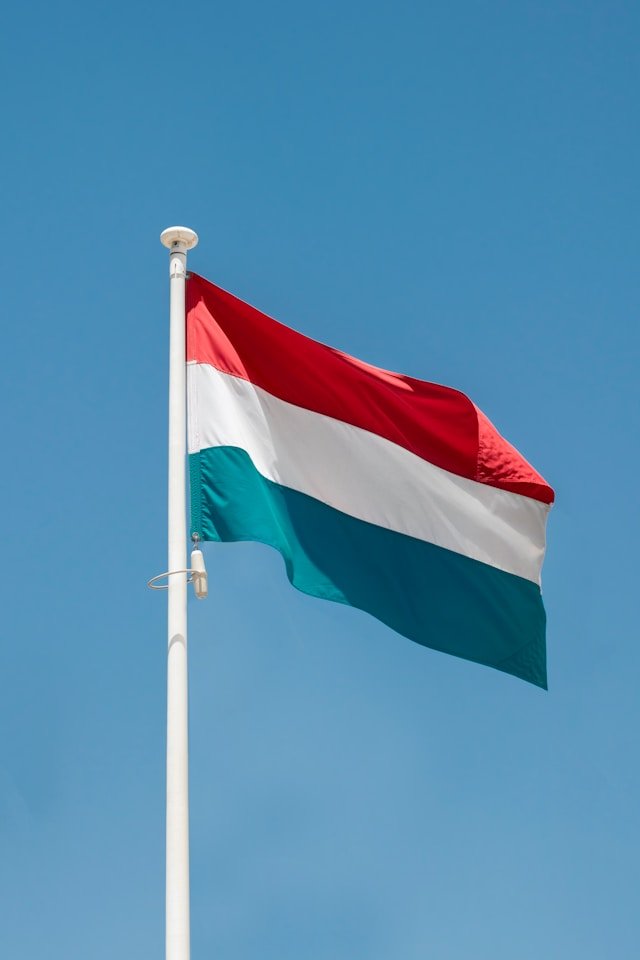 Car Shipping Dubai to Luxembourg