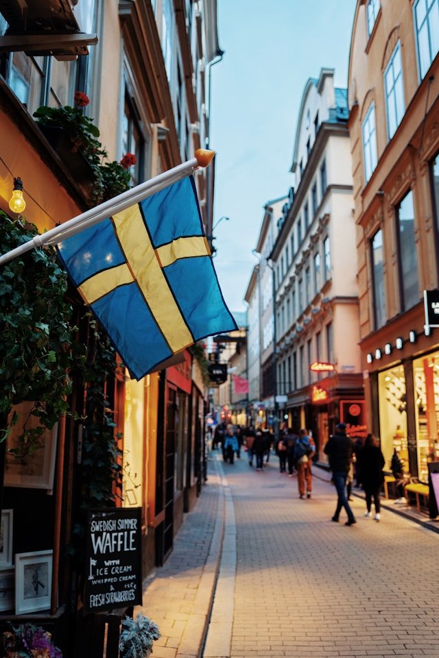 Car Shipping Dubai to Sweden