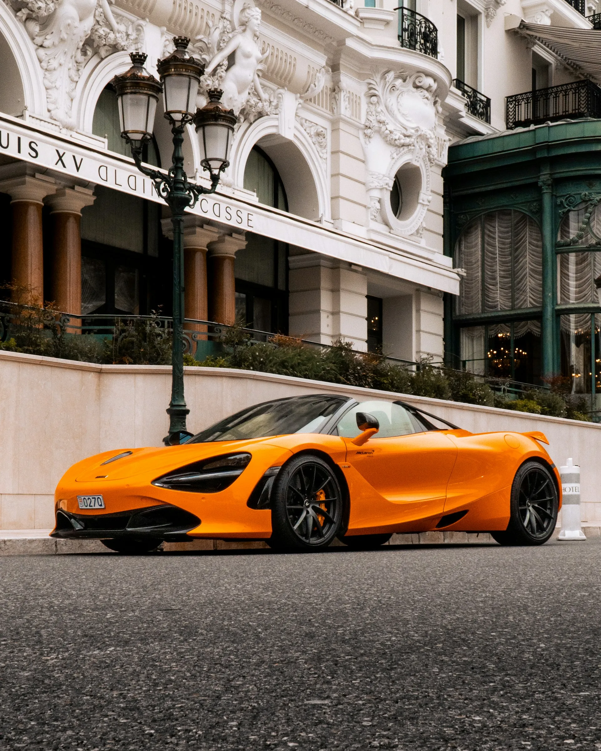 McLaren Handling and Transit Dubai